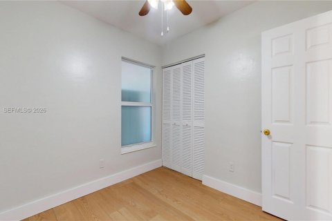 Casa en venta en Miami, Florida, 4 dormitorios, 151.52 m2 № 2028646 - foto 14