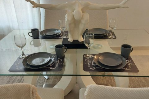 Immobilier commercial à vendre à Miami Beach, Floride № 1959456 - photo 2