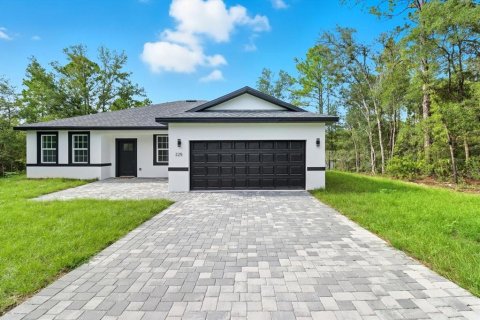 Casa en venta en Citrus Springs, Florida, 4 dormitorios, 169.73 m2 № 1900353 - foto 1