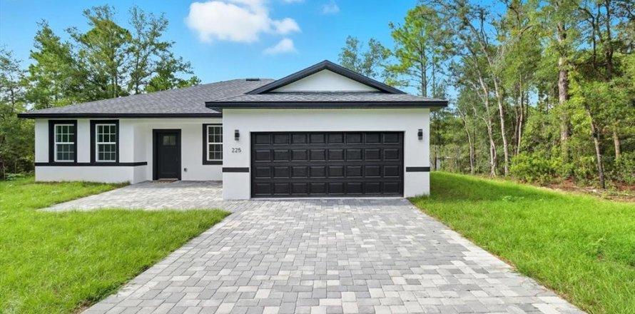 Casa en Citrus Springs, Florida 4 dormitorios, 169.73 m2 № 1900353