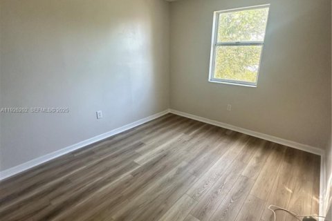 Casa en alquiler en Homestead, Florida, 4 dormitorios, 155.8 m2 № 1984699 - foto 29