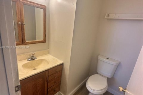 Casa en alquiler en Homestead, Florida, 4 dormitorios, 155.8 m2 № 1984699 - foto 12