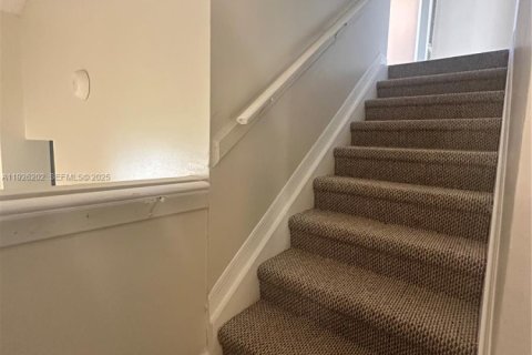 Casa en alquiler en Homestead, Florida, 4 dormitorios, 155.8 m2 № 1984699 - foto 24