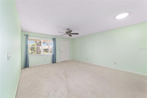House in Ocala, Florida 2 bedrooms, 127.74 sq.m. № 1916692 - photo 13