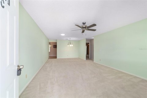House in Ocala, Florida 2 bedrooms, 127.74 sq.m. № 1916692 - photo 9