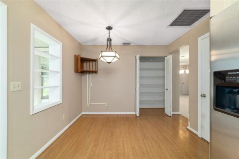 House in Ocala, Florida 2 bedrooms, 127.74 sq.m. № 1916692 - photo 25