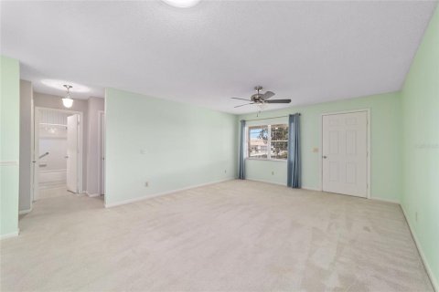 House in Ocala, Florida 2 bedrooms, 127.74 sq.m. № 1916692 - photo 15