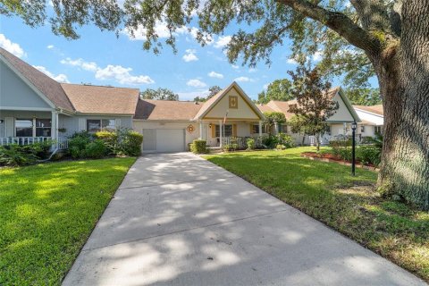 House in Ocala, Florida 2 bedrooms, 127.74 sq.m. № 1916692 - photo 2