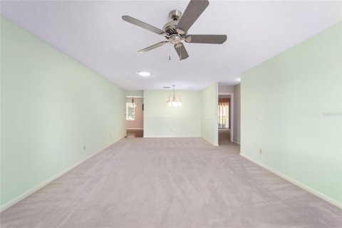 House in Ocala, Florida 2 bedrooms, 127.74 sq.m. № 1916692 - photo 11