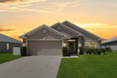 Villa ou maison à Punta Gorda, Floride 4 chambres, 169.73 m2 № 2207657