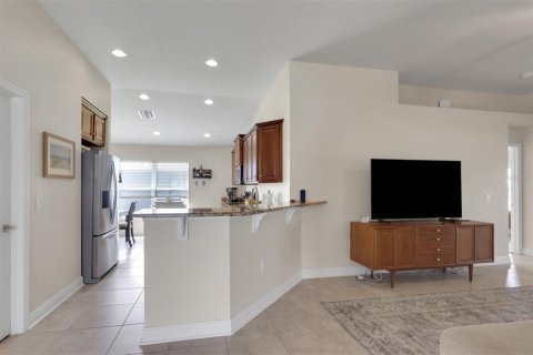 Villa ou maison à vendre à Punta Gorda, Floride: 4 chambres, 169.73 m2 № 2207657 - photo 4