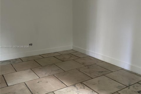 Condominio en alquiler en Miami Beach, Florida, 1 dormitorio, 47.38 m2 № 2029351 - foto 9