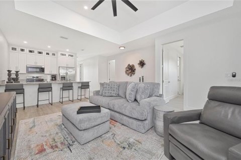 Propiedad comercial en venta en Punta Gorda, Florida, 6 dormitorios, 255.11 m2 № 2213986 - foto 3