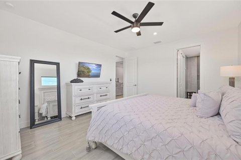 Propiedad comercial en venta en Punta Gorda, Florida, 6 dormitorios, 255.11 m2 № 2213986 - foto 14