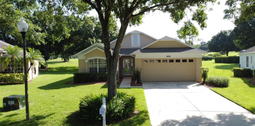 Casa en Clermont, Florida 2 dormitorios, 144.46 m2 № 1841427