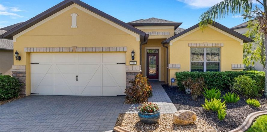 House in Davenport, Florida 2 bedrooms, 179.02 sq.m. № 1721024