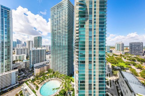Copropriété à louer à Miami, Floride: 3 chambres, 151.8 m2 № 1756502 - photo 1