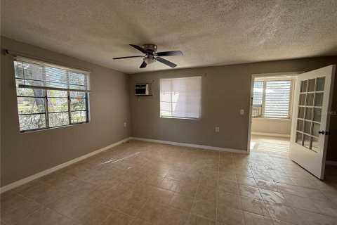 Appartement à louer à Eustis, Floride: 2 chambres, 66.24 m2 № 1559867 - photo 11