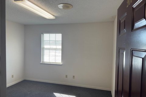 Propiedad comercial en alquiler en Port Charlotte, Florida № 1626024 - foto 6