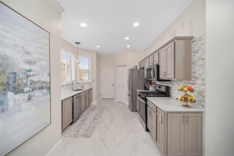 House in Ocala, Florida 2 bedrooms, 158.77 sq.m. № 1608548 - photo 14