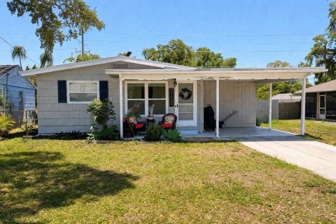 Casa en Dunedin, Florida 3 dormitorios, 106.28 m2 № 2384458