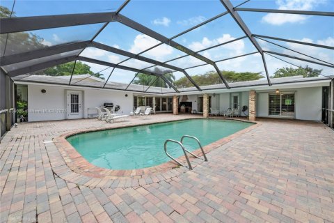House in Palmetto Bay, Florida 3 bedrooms, 261.33 sq.m. № 1825727 - photo 16