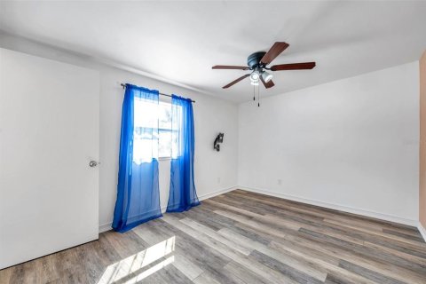 House in Saint Petersburg, Florida 2 bedrooms, 74.32 sq.m. № 1901749 - photo 18