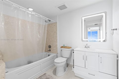 Copropriété à louer à Miami, Floride: 1 chambre, 73.3 m2 № 1976749 - photo 15