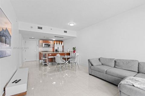 Copropriété à louer à Miami, Floride: 1 chambre, 73.3 m2 № 1976749 - photo 3