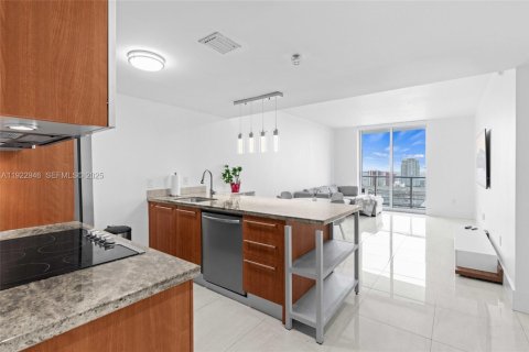 Copropriété à louer à Miami, Floride: 1 chambre, 73.3 m2 № 1976749 - photo 8