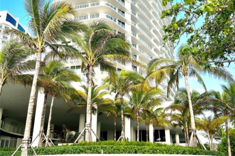 Condominio en venta en Fort Lauderdale, Florida, 1 dormitorio, 72 m2 № 954678 - foto 1