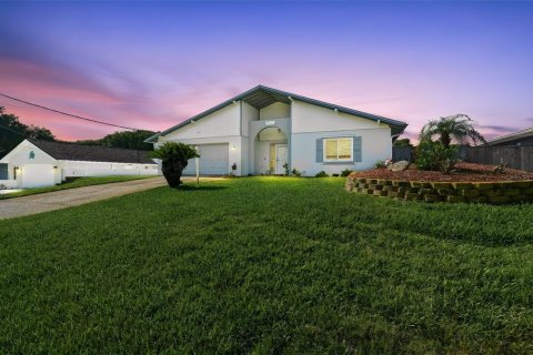 House in Ponce Inlet, Florida 3 bedrooms, 172.8 sq.m. № 2216960