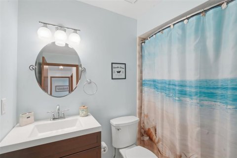 House in Ponce Inlet, Florida 3 bedrooms, 172.8 sq.m. № 2216960 - photo 12