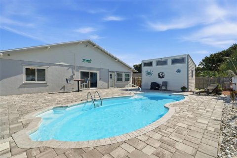 House in Ponce Inlet, Florida 3 bedrooms, 172.8 sq.m. № 2216960 - photo 2