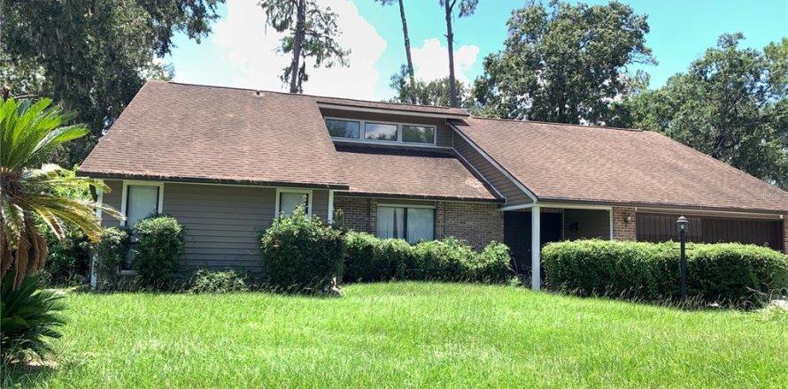 Villa ou maison à Valrico, Floride 4 chambres, 230.77 m2 № 1874015