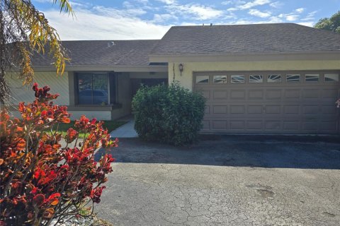 Villa ou maison à Miami, Floride 4 chambres, 189.24 m2 № 2085607