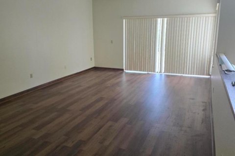 Villa ou maison à vendre à Miami, Floride: 4 chambres, 189.24 m2 № 2085607 - photo 8