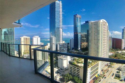 Condominio en alquiler en Miami, Florida, 3 dormitorios, 107.21 m2 № 1993038 - foto 22