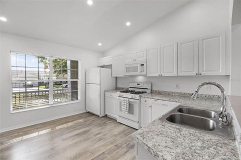 Casa en alquiler en Clermont, Florida, 3 dormitorios, 125.6 m2 № 1831773 - foto 19