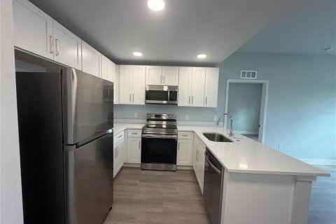 Apartment in Deltona, Florida 2 bedrooms, 79.06 sq.m. № 2197280 - photo 3