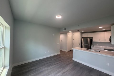 Apartment in Deltona, Florida 2 bedrooms, 79.06 sq.m. № 2197280 - photo 4
