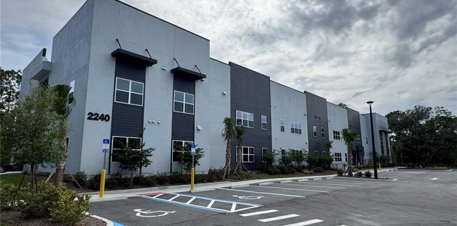 Apartment in Deltona, Florida 2 bedrooms, 79.06 sq.m. № 2197280