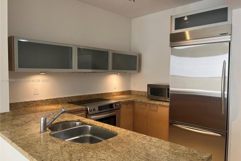 Copropriété à louer à Sunny Isles Beach, Floride: 1 chambre, 82.03 m2 № 1942896 - photo 2