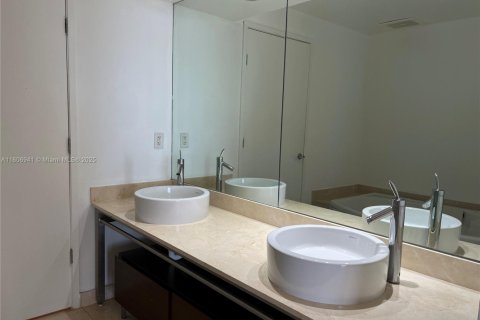 Copropriété à louer à Sunny Isles Beach, Floride: 1 chambre, 82.03 m2 № 1942896 - photo 10