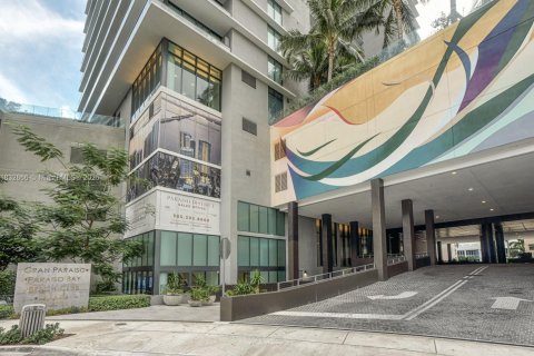 Condo in Miami, Florida, 2 bedrooms  № 1812010 - photo 14