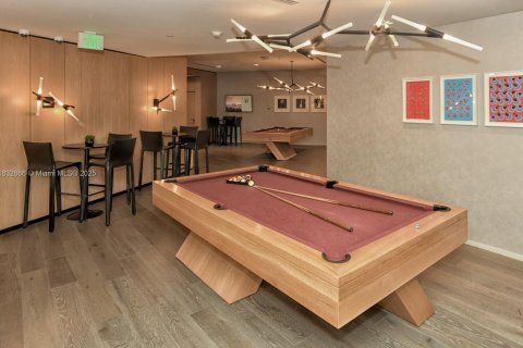 Condo in Miami, Florida, 2 bedrooms  № 1812010 - photo 12