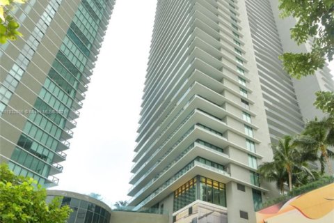 Condo in Miami, Florida, 2 bedrooms  № 1812010 - photo 13