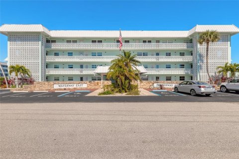 Condominio en venta en New Smyrna Beach, Florida, 2 dormitorios, 105.35 m2 № 1870193 - foto 2