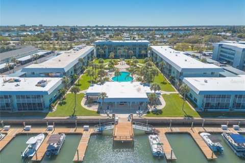 Condominio en venta en New Smyrna Beach, Florida, 2 dormitorios, 105.35 m2 № 1870193 - foto 1
