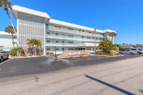 Condominio en venta en New Smyrna Beach, Florida, 2 dormitorios, 105.35 m2 № 1870193 - foto 3